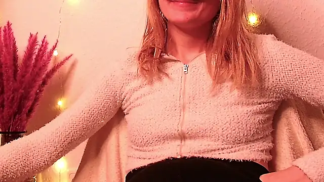 SecretAnni online show from January 2, 2025, 7:29 pm