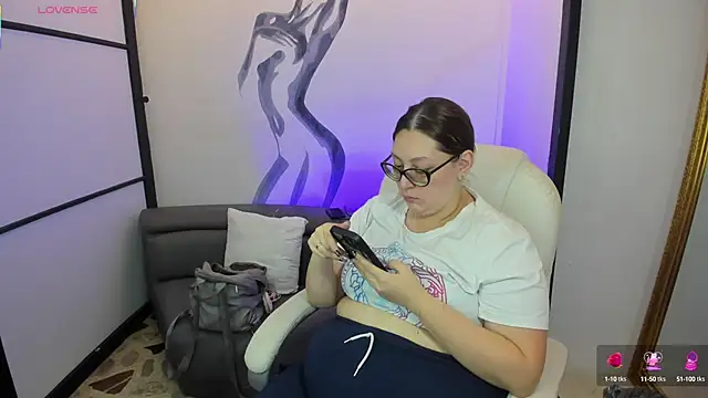 NiickyJones online show from February 24, 2025, 9:52 pm