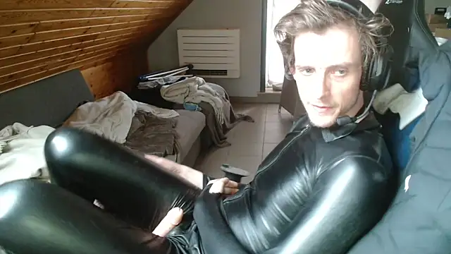 Str8boyy online show from February 24, 2026, 10:57 am