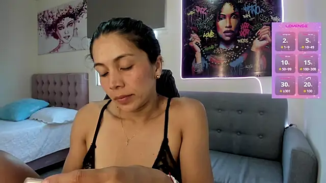 andykiuty online show from November 5, 2025, 8:31 pm