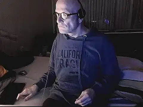 HornyRalfi55 online show from December 8, 2024, 11:35 am