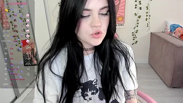 SelenaCute online show from February 7, 2025, 7:40 am