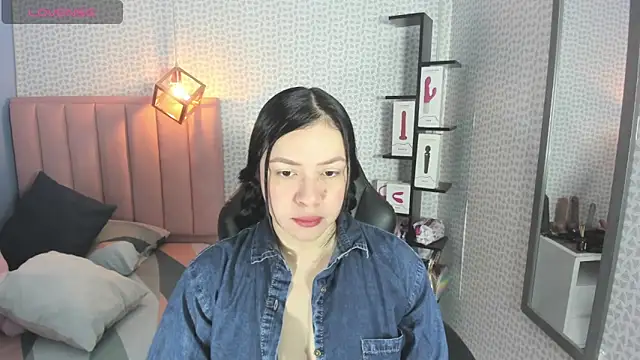 megancero online show from January 9, 2026, 12:30 pm