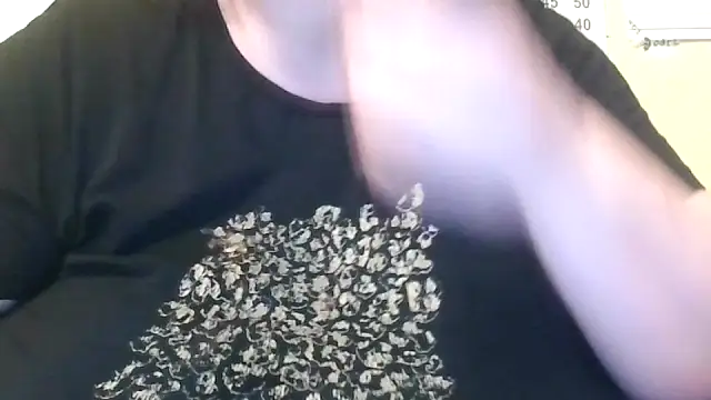 Snapshot of Nataliesbestjuggs chatting on July 11, 2026, 6:43 pm Nataliesbestjuggs online show from July 11, 2026, 6:43 pm