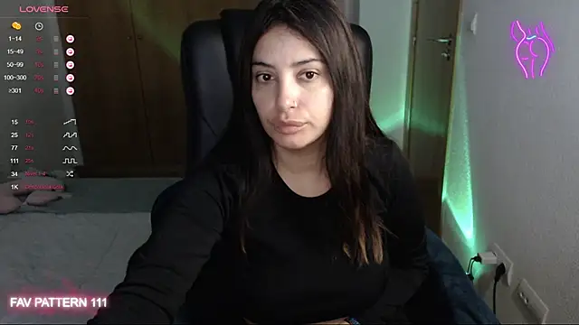 AnnaQueen online show from January 27, 2025, 10:06 pm