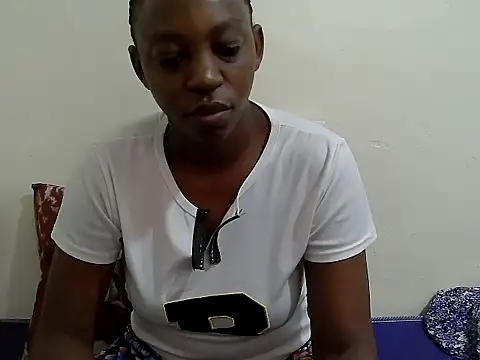 Snapshot of lizbela1 chatting on July 3, 2026, 4:41 am lizbela1 online show from July 3, 2026, 4:41 am