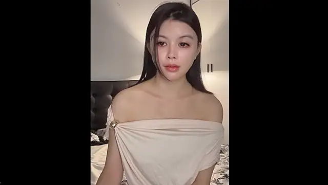 Snapshot of lvy-w chatting on June 10, 2026, 12:48 pm lvy-w online show from June 10, 2026, 12:48 pm