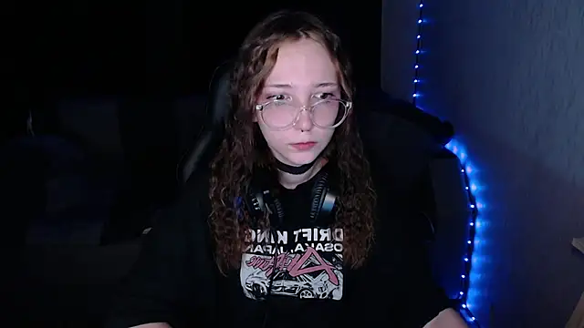 Snapshot of AmeliaKamishiro chatting on October 7, 2025, 8:06 pm AmeliaKamishiro online show from October 7, 2025, 8:06 pm