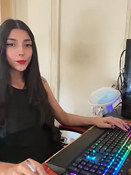 Felicia smok3 online show from February 14, 2025, 8:37 pm