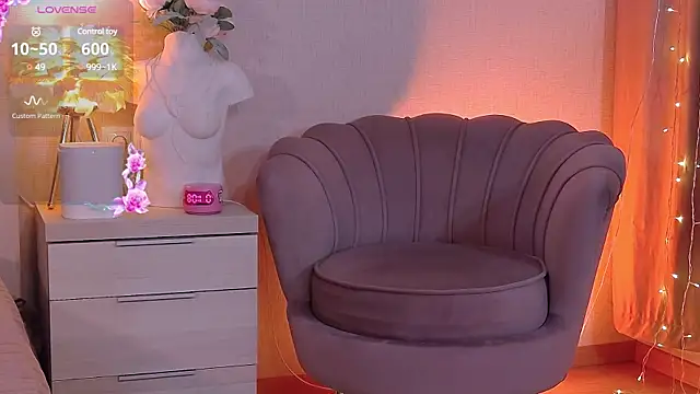 Alexis Powell online show from February 7, 2025, 10:09 pm