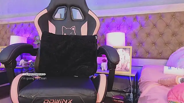  Linoshka 1 online show from March 9, 2025, 10:41 pm