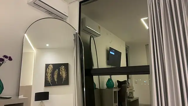 HOT LADY 777 online show from January 30, 2025, 6:03 am