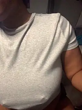 SweetHoneyBunz online show from September 26, 2025, 10:14 pm