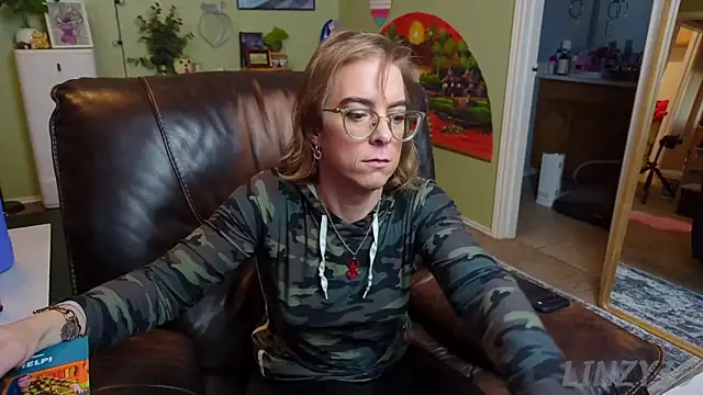 Linzy 19 online show from February 1, 2025, 12:18 am