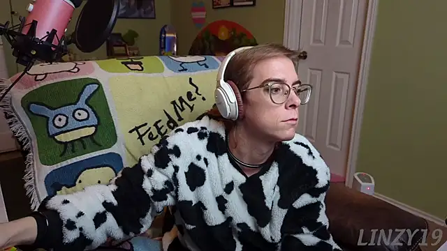 Linzy 19 online show from February 22, 2025, 3:12 am