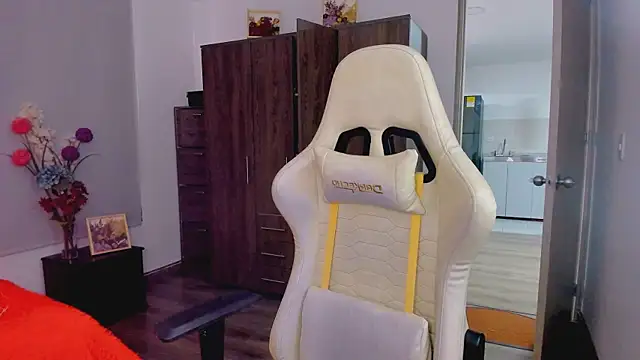 ScarlettMalbec online show from January 10, 2026, 9:16 pm