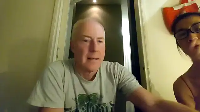 jiggy77777 online show from October 22, 2025, 4:46 am