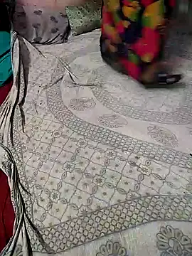 Snapshot of COUPLLE_VILLAGE chatting on January 15, 2025, 3:54 am COUPLLE VILLAGE online show from January 15, 2025, 3:54 am