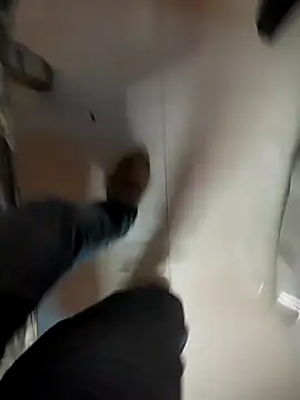 Snapshot of COUPLLE_VILLAGE chatting on January 27, 2025, 3:47 am COUPLLE VILLAGE online show from January 27, 2025, 3:47 am