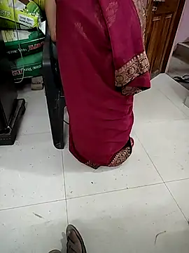 Snapshot of COUPLLE_VILLAGE chatting on February 27, 2025, 3:25 am COUPLLE VILLAGE online show from February 27, 2025, 3:25 am