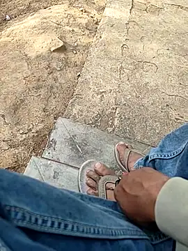 Snapshot of COUPLLE_VILLAGE chatting on March 11, 2025, 10:40 am COUPLLE VILLAGE online show from March 11, 2025, 10:40 am