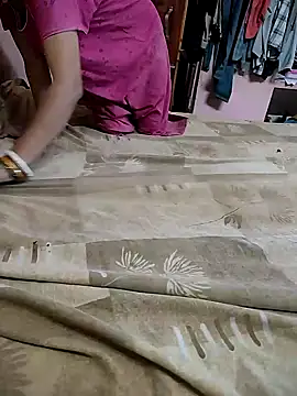 Snapshot of COUPLLE_VILLAGE chatting on October 18, 2025, 2:14 am COUPLLE VILLAGE online show from October 18, 2025, 2:14 am