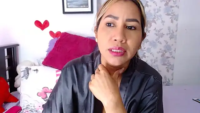 Snapshot of vanessa_cute1 chatting on February 17, 2026, 5:08 pm vanessa cute1 online show from February 17, 2026, 5:08 pm