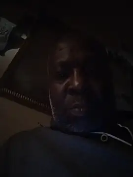 macnificent1fr online show from January 13, 2026, 4:07 am