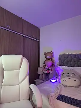 Snapshot of andre_queen09 chatting on March 9, 2026, 9:57 am andre queen09 online show from March 9, 2026, 9:57 am