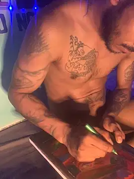 Snapshot of Antonio_shower_time chatting on January 15, 2025, 5:40 am Antonio shower time online show from January 15, 2025, 5:40 am