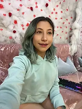 SkarletJhonson  online show from October 9, 2025, 2:26 pm