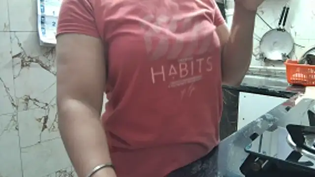 Snapshot of bhabhisexxy_880 chatting on January 18, 2026, 2:59 am bhabhisexxy 880 online show from January 18, 2026, 2:59 am