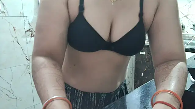 Snapshot of bhabhisexxy_880 chatting on February 21, 2026, 3:18 am bhabhisexxy 880 online show from February 21, 2026, 3:18 am