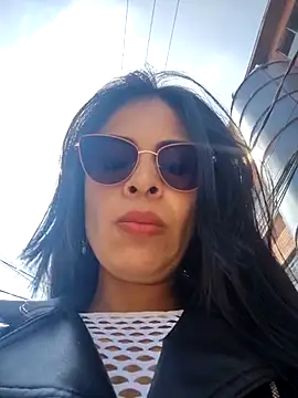 Astrid-- online show from February 10, 2026, 3:05 pm