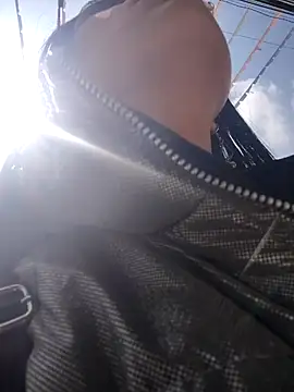 Astrid-- online show from February 12, 2026, 3:07 pm