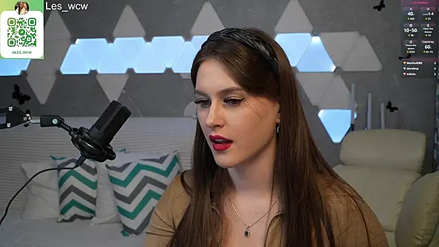 HarleyDeess online show from February 23, 2025, 10:53 pm