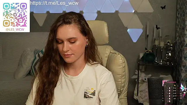 HarleyDeess online show from November 5, 2025, 9:26 pm