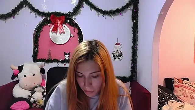 ValentinaMiller  online show from December 17, 2024, 11:38 pm