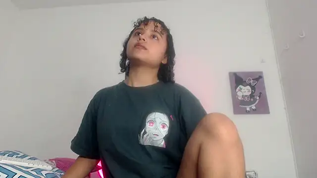 Snapshot of lou_cute chatting on February 25, 2025, 3:09 am lou cute online show from February 25, 2025, 3:09 am