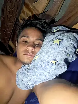 Snapshot of Timyboys24 chatting on December 4, 2024, 4:43 am Timyboys24 online show from December 4, 2024, 4:43 am