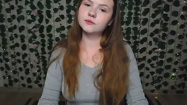 IxxiLiana online show from December 3, 2024, 4:03 am