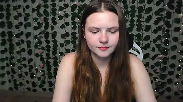 IxxiLiana online show from December 5, 2024, 4:09 am
