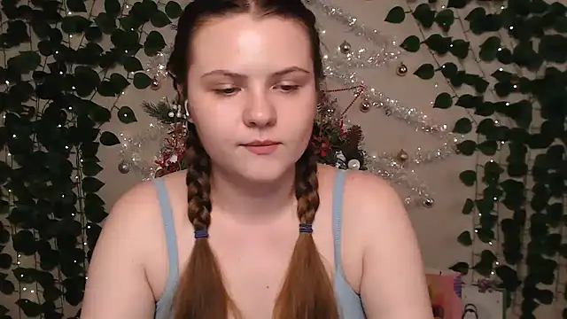 IxxiLiana online show from December 27, 2024, 10:23 am