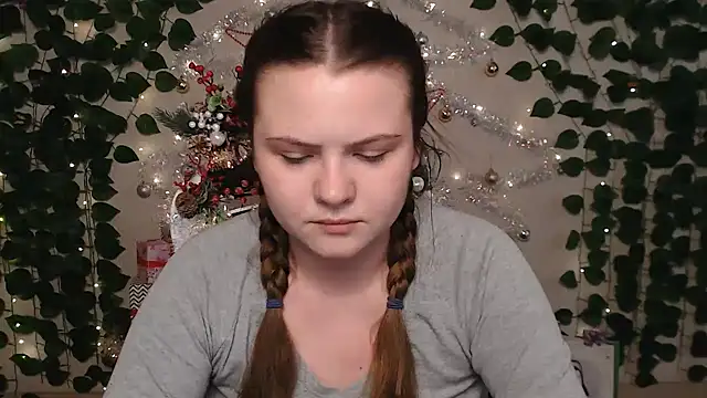 IxxiLiana online show from December 28, 2024, 7:11 am