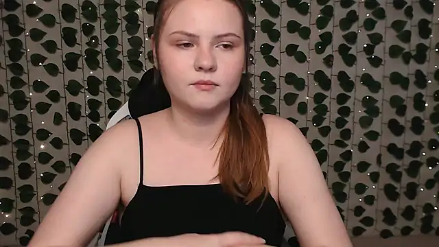 IxxiLiana online show from January 24, 2025, 4:16 am
