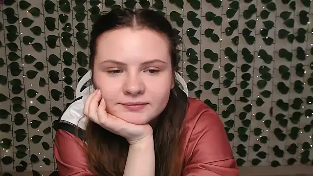 IxxiLiana online show from January 26, 2025, 7:21 am