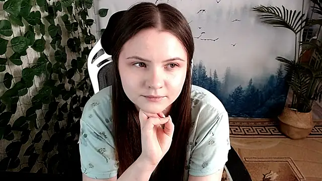 IxxiLiana online show from March 23, 2025, 7:09 am