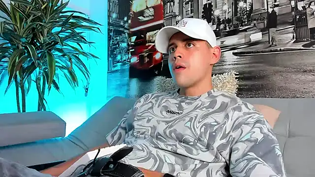 ANDER PEREZ online show from December 11, 2024, 1:47 am