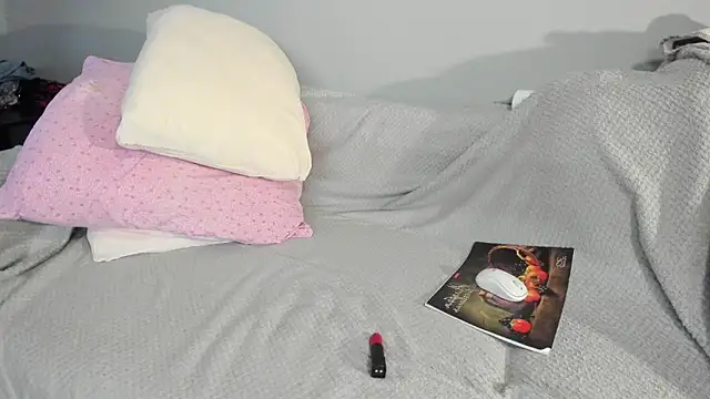 missbenz online show from October 31, 2025, 12:28 pm