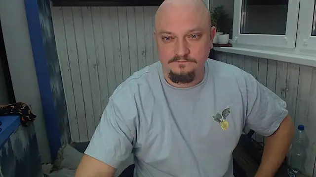 Pandasky online show from February 8, 2025, 4:04 pm